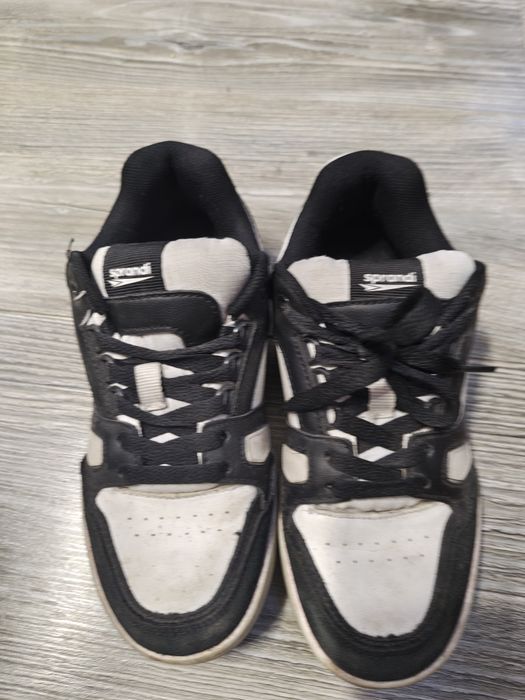 Buty sprandi rozmiar 34 stan idealny