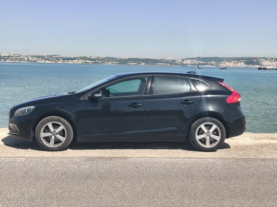 Volvo V40 em excelente estado
