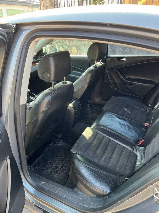Volkswagen Passat B6 2006 2.0 FSI MT