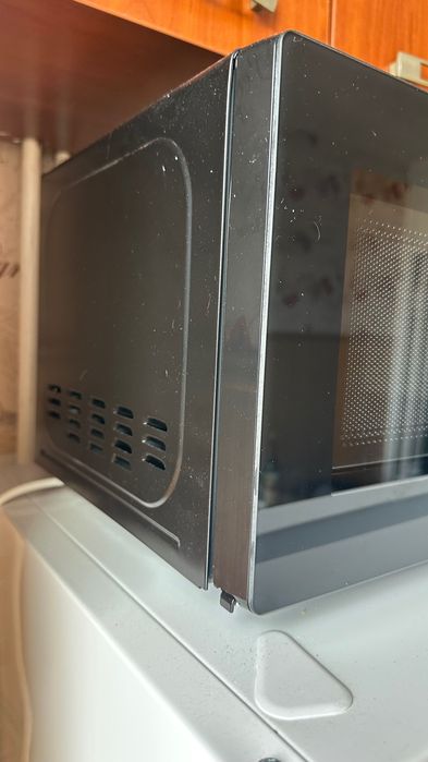 Мікрохвильова піч samsung