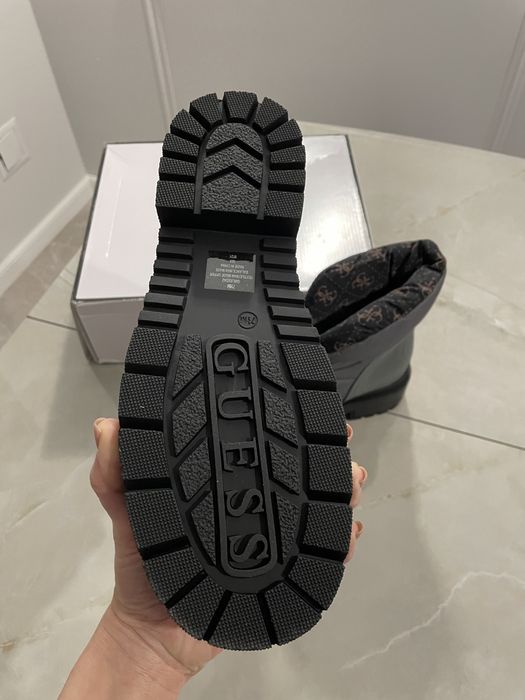черевики Guess дутики Calvin Klein