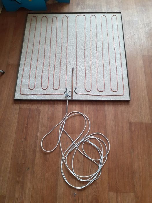 Обогреватель большой экономный.