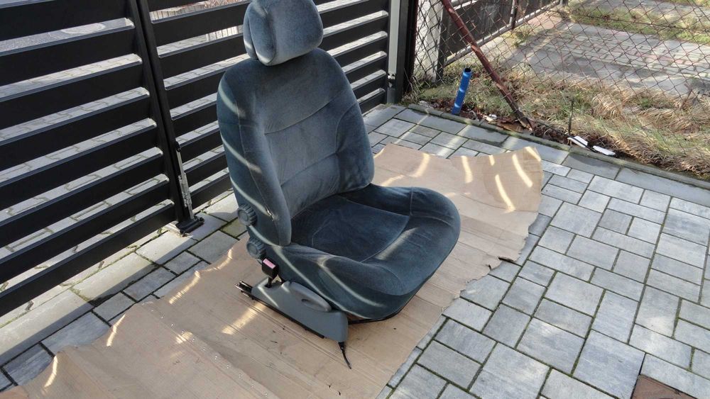 FOTEL Kierowcy Renault Scenik scenic demontaż