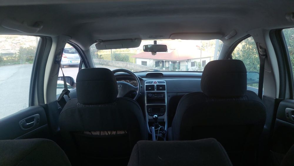 Peugeot 307 1.4 HDi Diesel | 2003 | 289.992km | 2.000€ Negociáveis