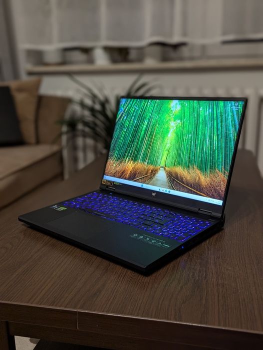 Laptop Acer Predator Helios Neo 16 PHN16-72-97H8