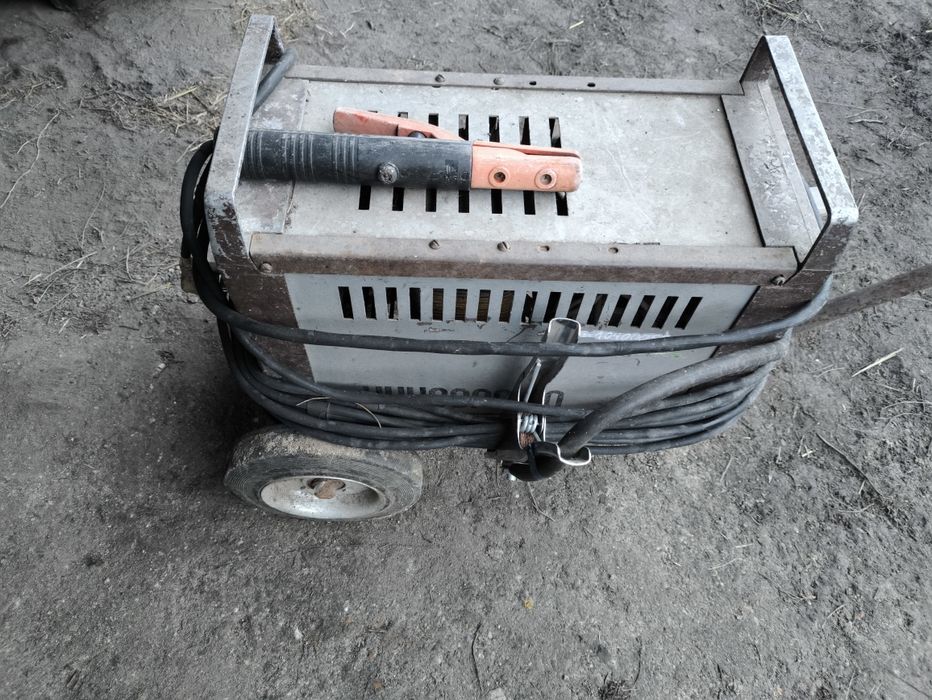 Продам зварювальний апарат