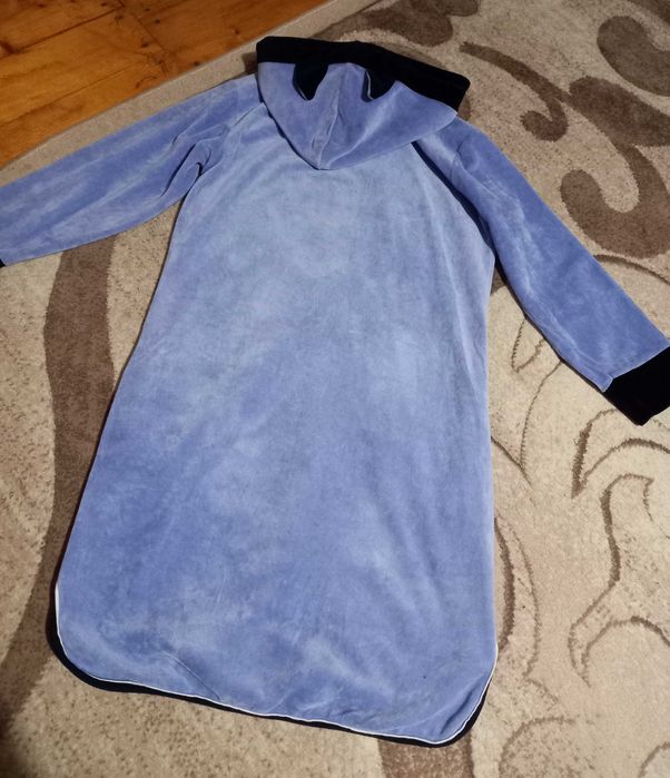 Продам велюровий халат