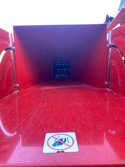 Rębak walcowy do ciągnika R-100