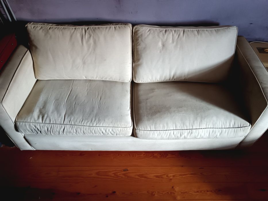 Sofá Branco p/2 pessoas