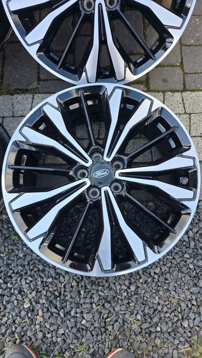 Nowe oryginalne felgi Ford Kuga 19” 5x108 ET50