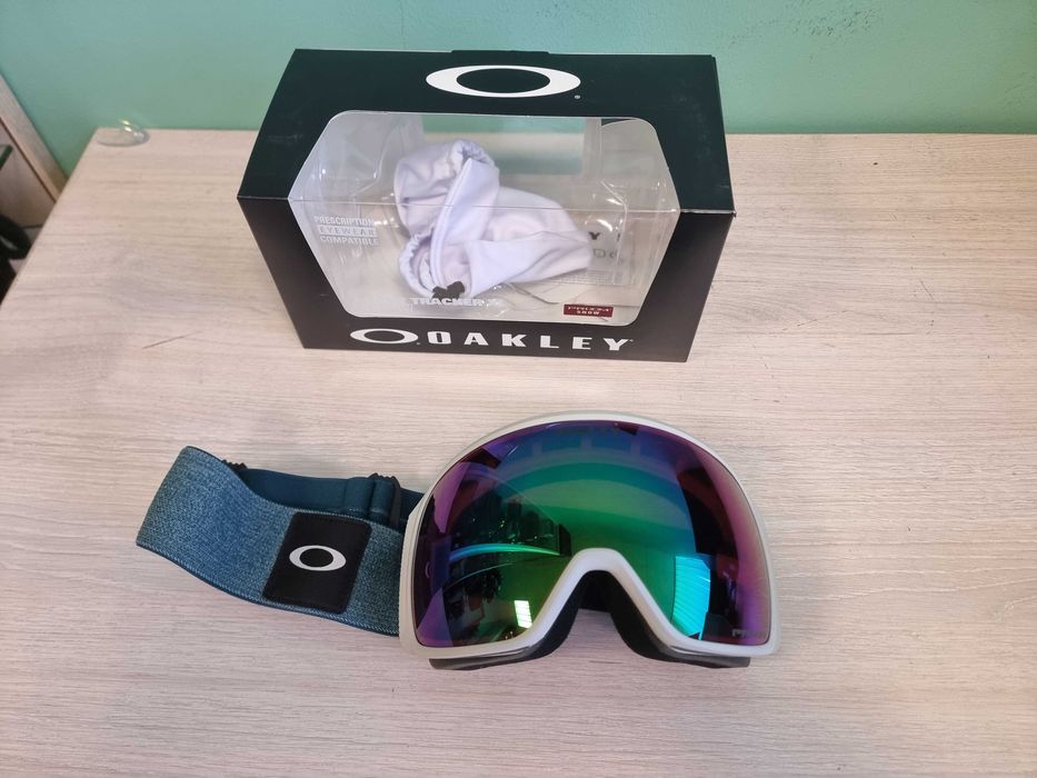 Гірськолижна маска окуляри очки Oakley Flight Tracker M L XM XL різні