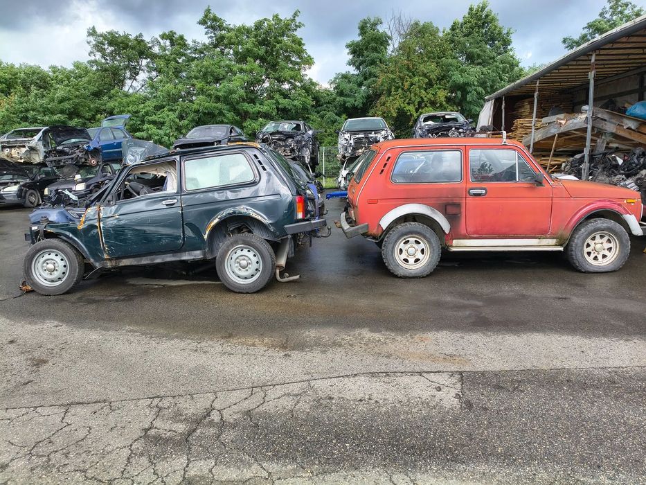Lada Niva na części