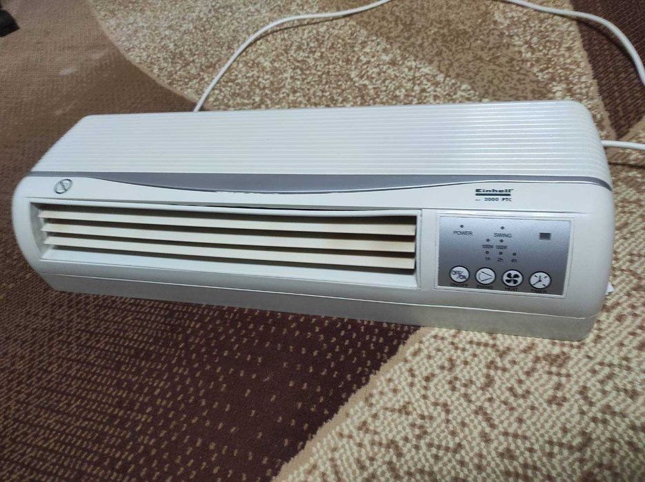Настінний обігрівач Einhell 2000 PTC із керамічним теном 1300 грн