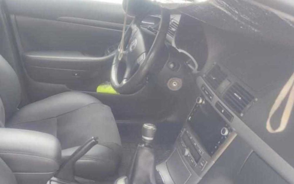 Toyota Avensis D4D 2.2 150cv