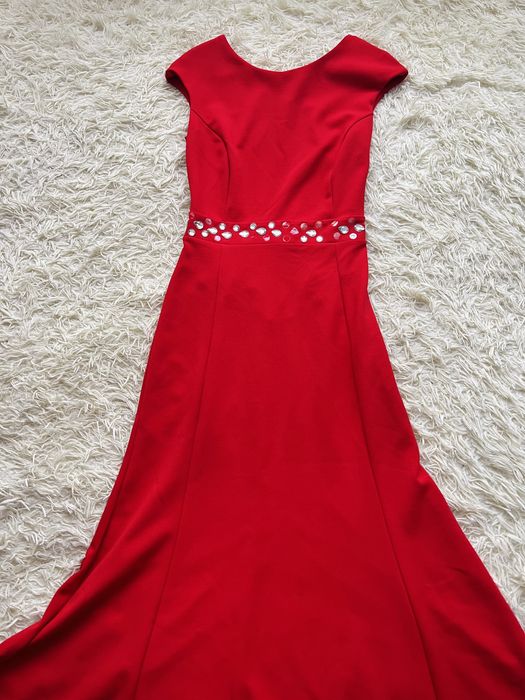 Платье вечернее