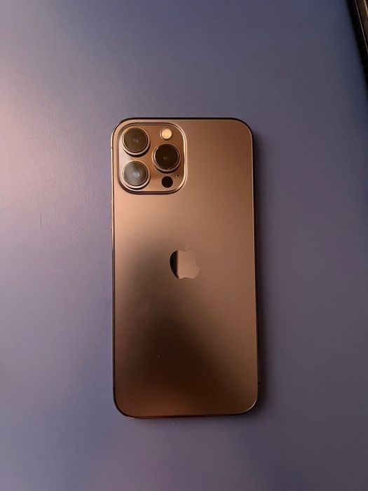 Продам IPhone 13 Pro max