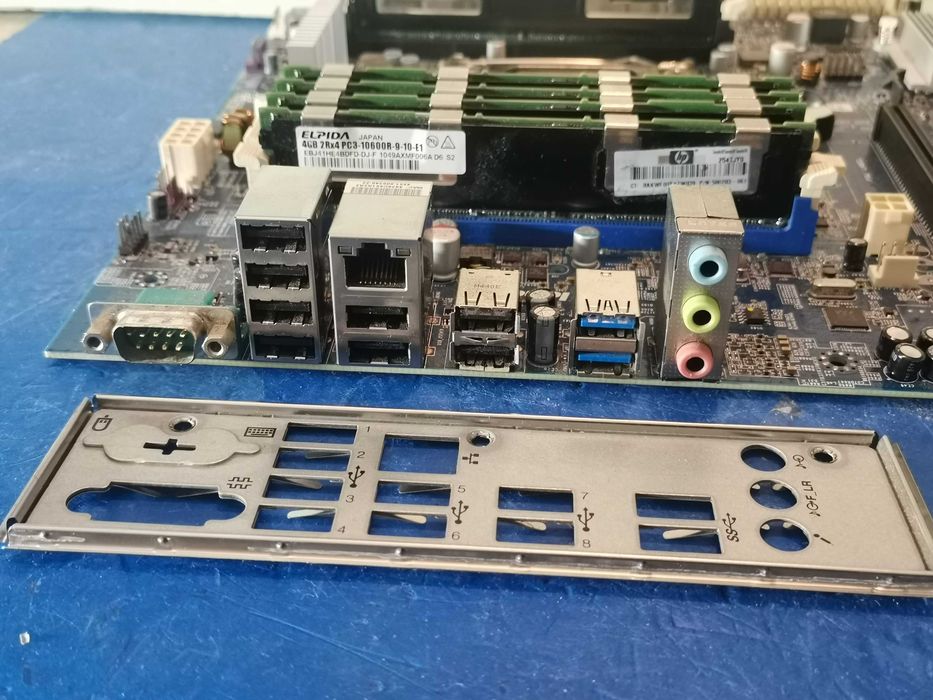 Материнська плата Lenovo (socket 2011) + Xeon E5-2680 (8я/16п) + 32 Gb