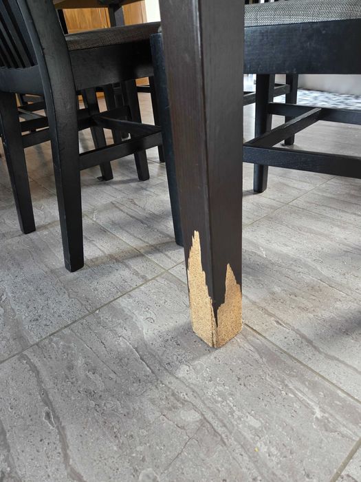 Mesa extensível com 6 cadeiras