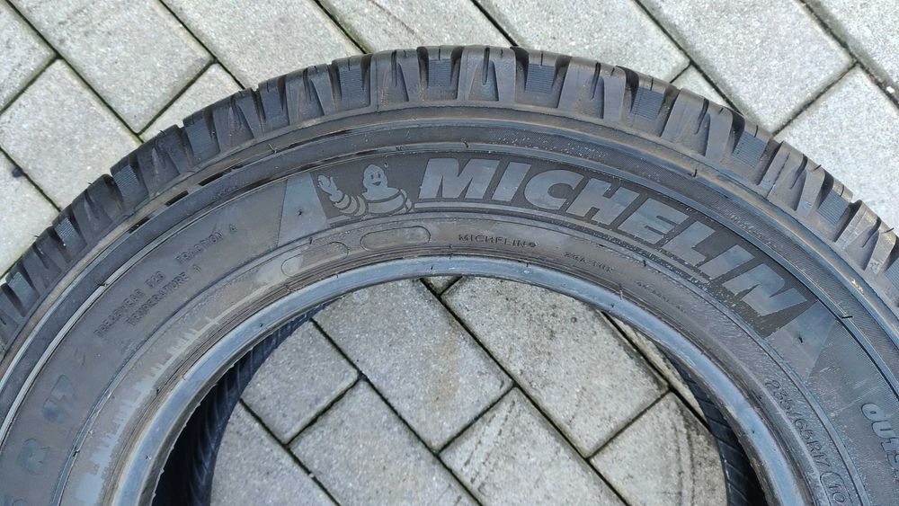 Opony Terenowe Zimowe 235/65/17 Michelin Latitude Cross 2023r 8mm