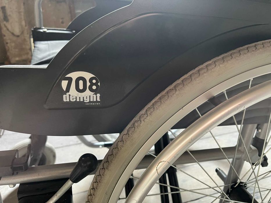 Wózek inwalidzki Delight 708, wzmocniony do 150kg