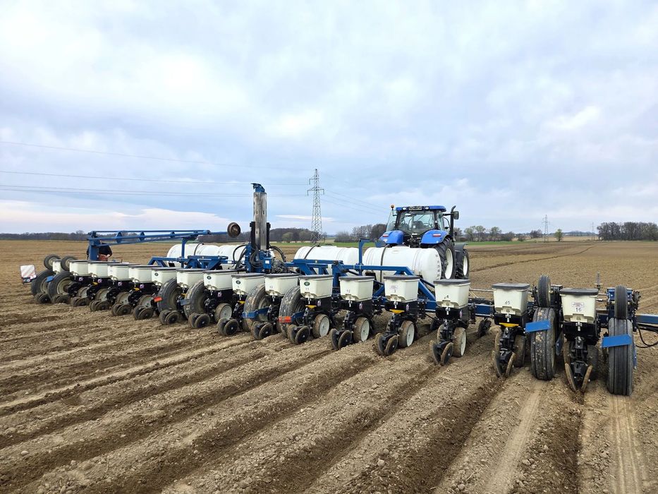 Siewnik Kinze 3600 16 rzędowy, 2012 Rok, Stan Idealny