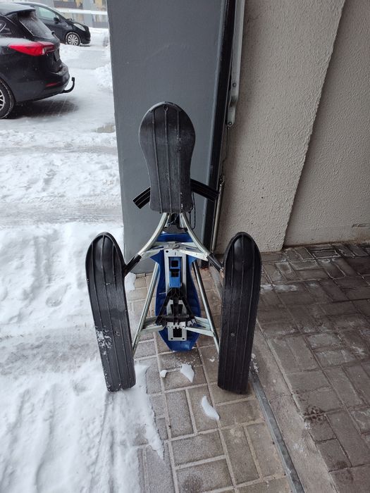 Nartosanki, skuter Hamax SnoXross