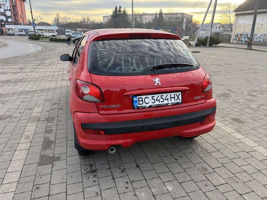 Автомобіль Peugeot