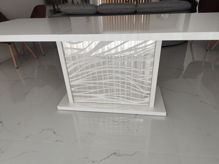 Mesa de jantar extensível