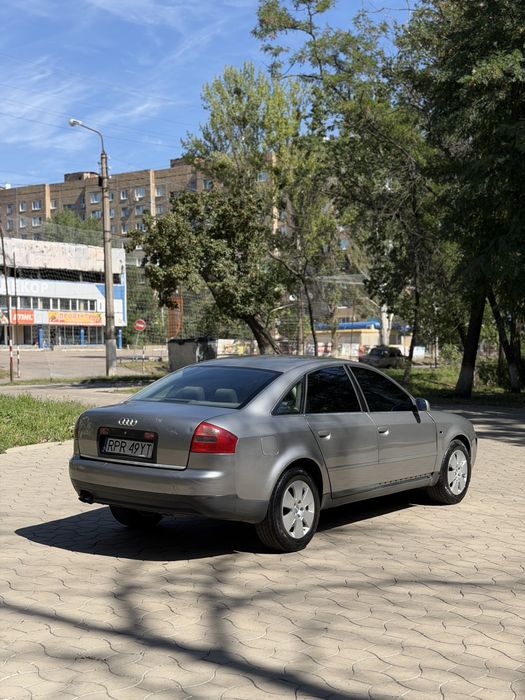 Продам Audi A6С5 1.9 TDI