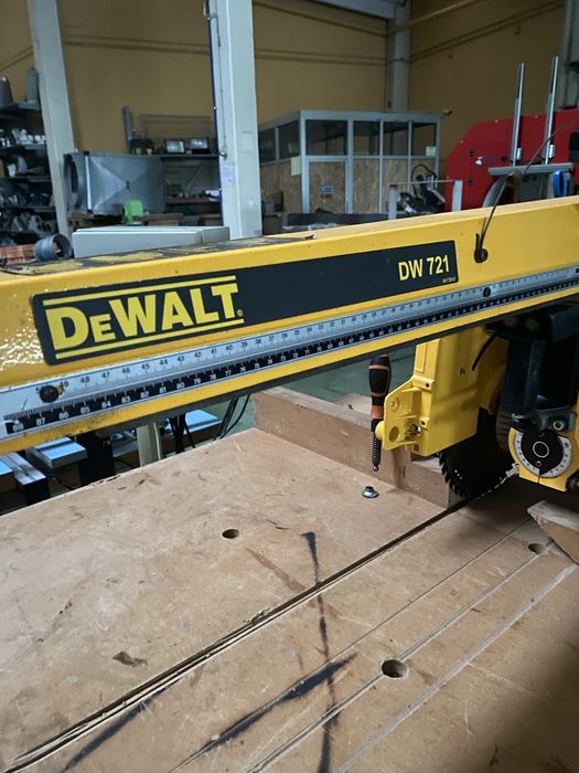 Serra radial Dewalt  DW  721 CE( monofadica!)