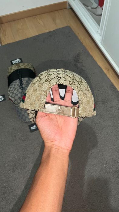 Chapéu Gucci Dourado