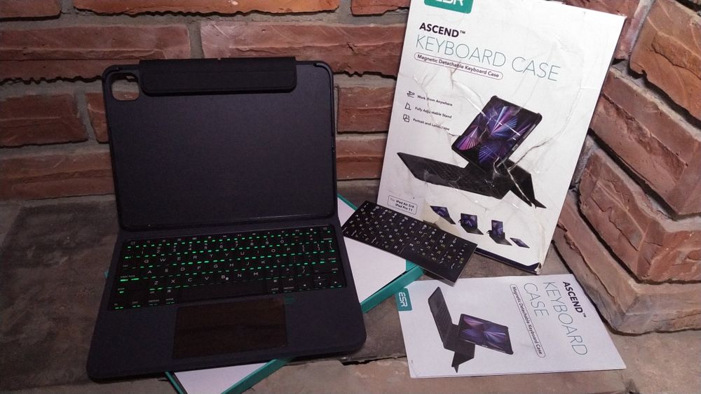 Amazon! Smart чохол клавіатура-тач ESR до Apple iPad Air 4/5, Pro 11"