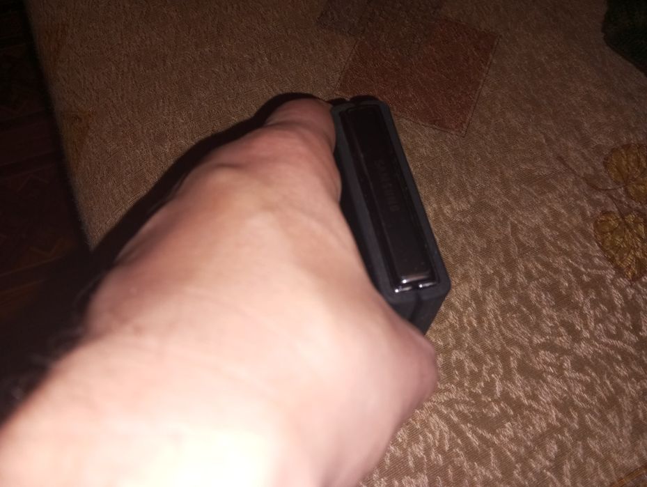 Продам Samsung flip 5