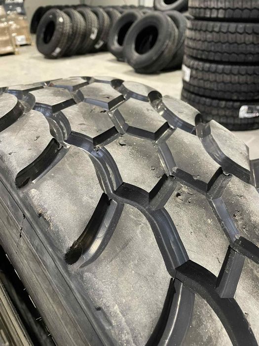 Opony ciężarowe 4 x 13R22,5 napęd budowlany