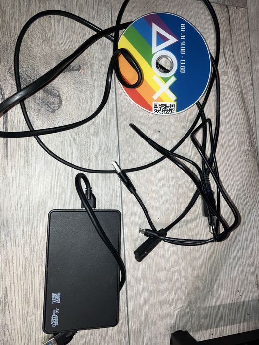 Playstation 4 500gb 23gry + 2 pady
