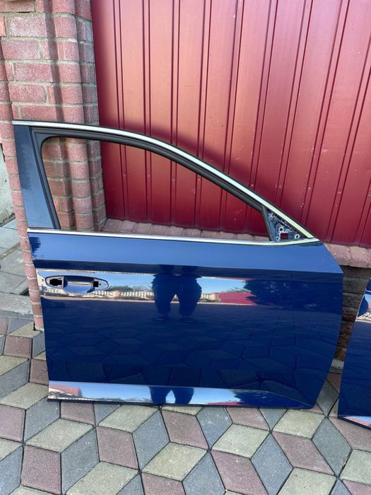 Двері Дверка Skoda Superb 3 Універсал Синя LA5F Рідна фарба