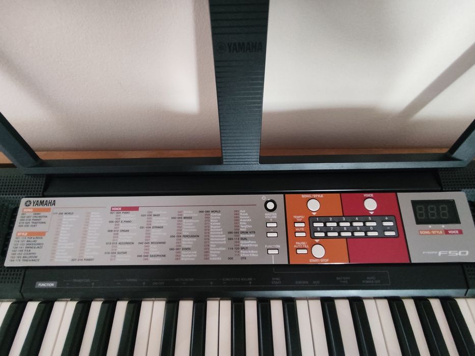 Piano Yamaha psr f-50