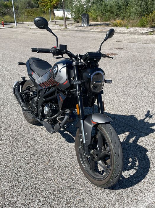 Benelli Leoncino 125cc