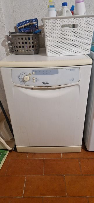 Vendo maquina de lavar loiça