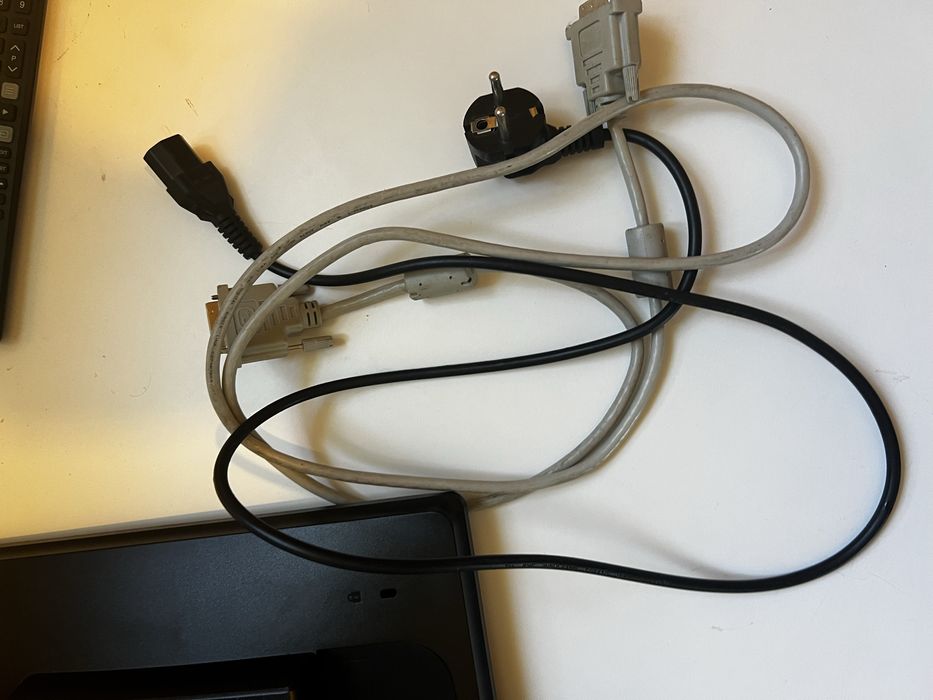 Monito Benq GL 2250-T 21,5 cala