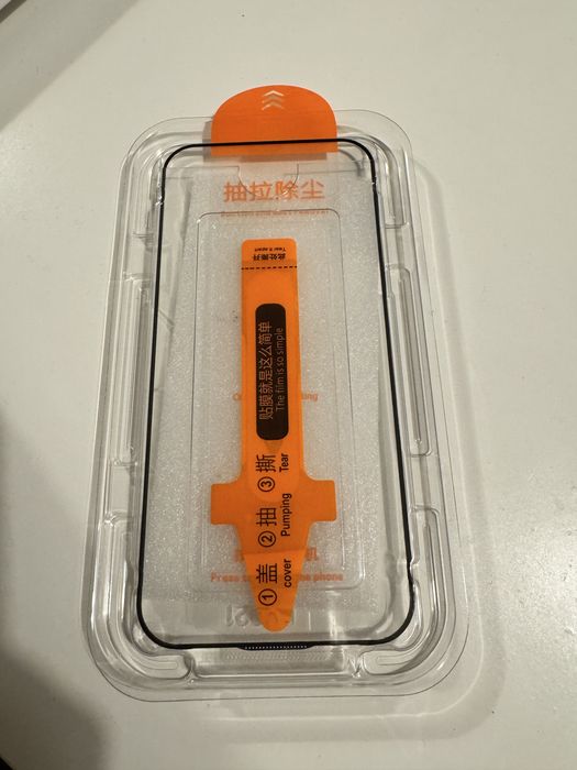 Szklo hurtowane do IPhone 16 Pro Max