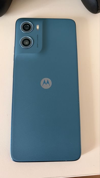 Смартфон Motorola g06