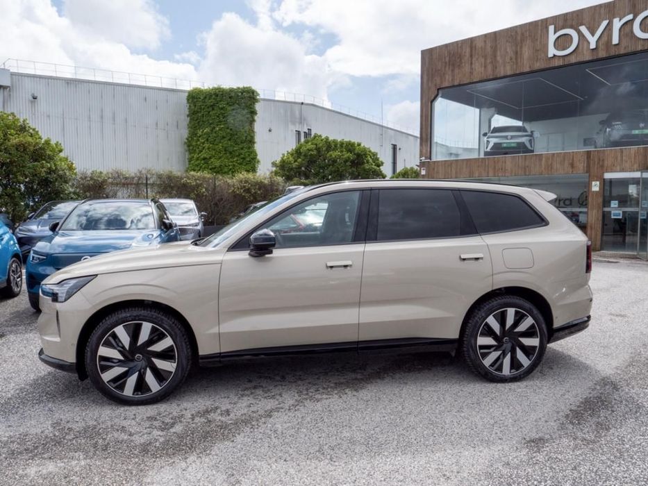 Volvo EX90 111 kWh Twin Motor Performance Ultra