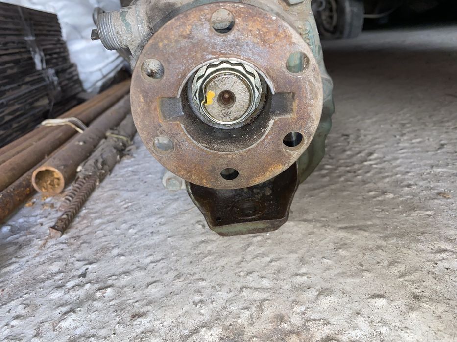 Кпп Мерседес Т1 з кулісою можна без різні