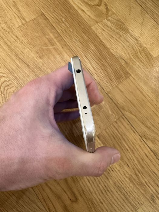 Продам xiaomi 5 plus