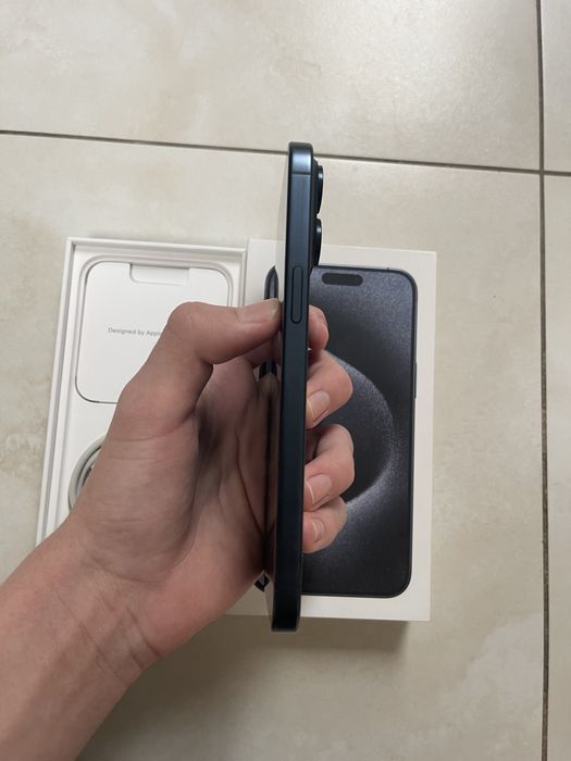 Iphone 15 Pro Max 256GB Blue Titanium + gratisy