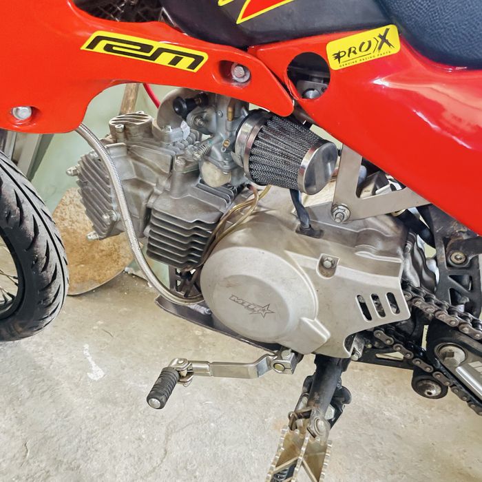Pit bike reataurada