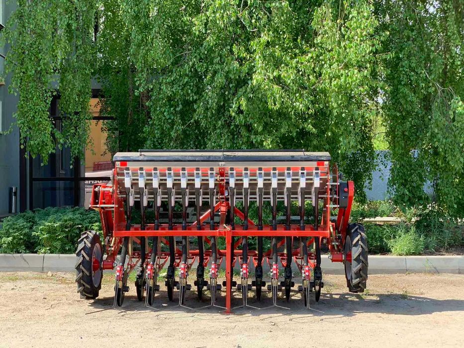 Міні сівалка зернова навісна СЗ 1,8 2,1 2,4 2,7 під трактор Ловол ЮМЗ