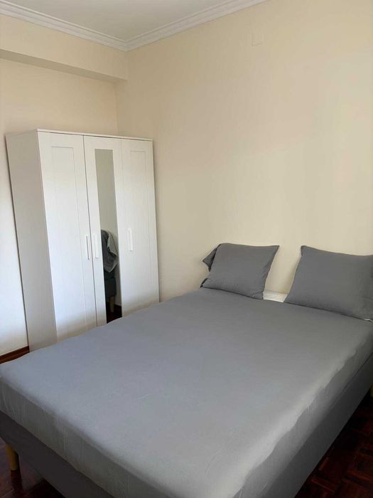 Quarto para arrendamento