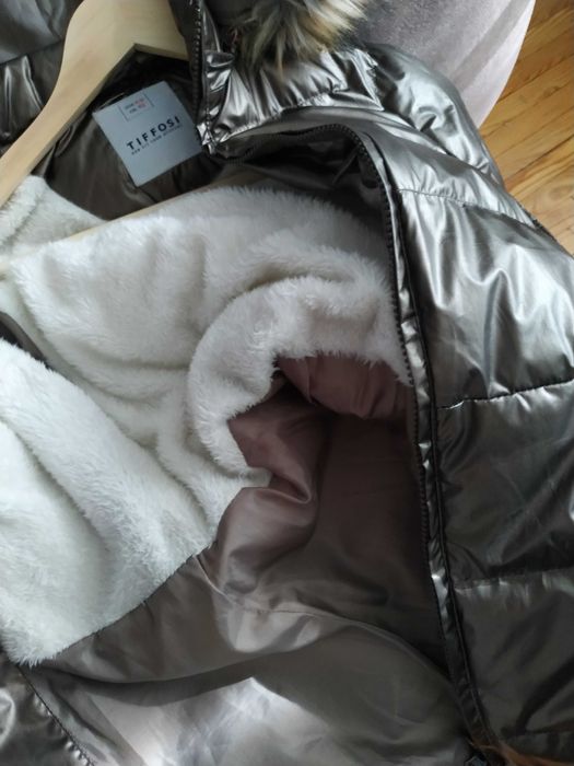 Зимняя куртка удлиненная для девочки